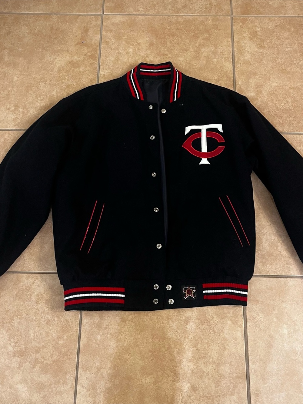 Minnesota Twins JH Design Navy Wool Reversible Jacket Mens Large - official MLB